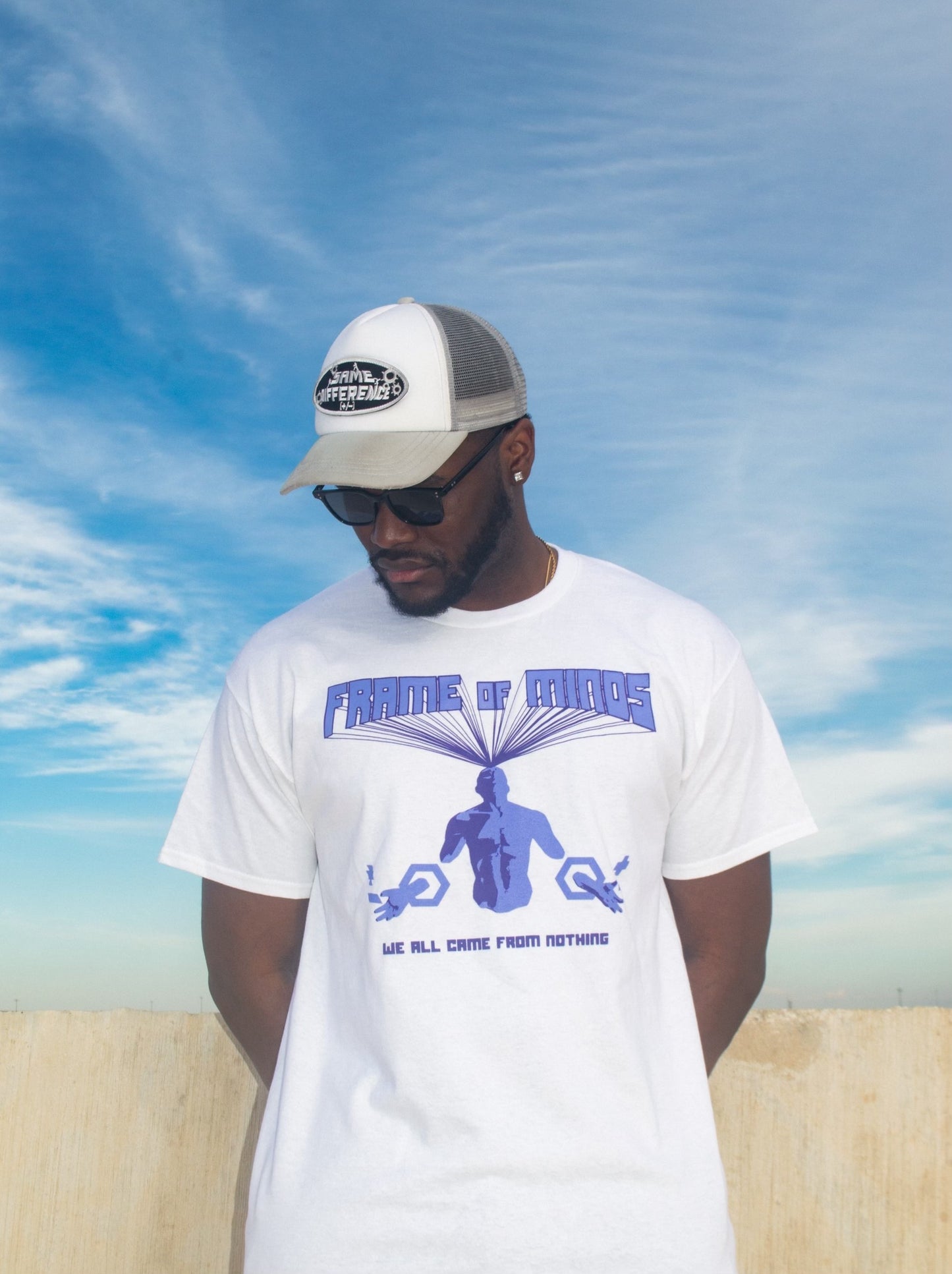 FRAME OF MIND WHITE/PURP TEE